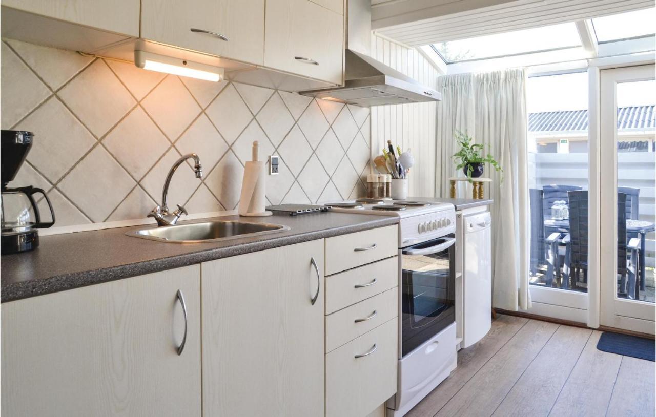 Beautiful Apartment In Vejers Strand With Wifi Exterior foto