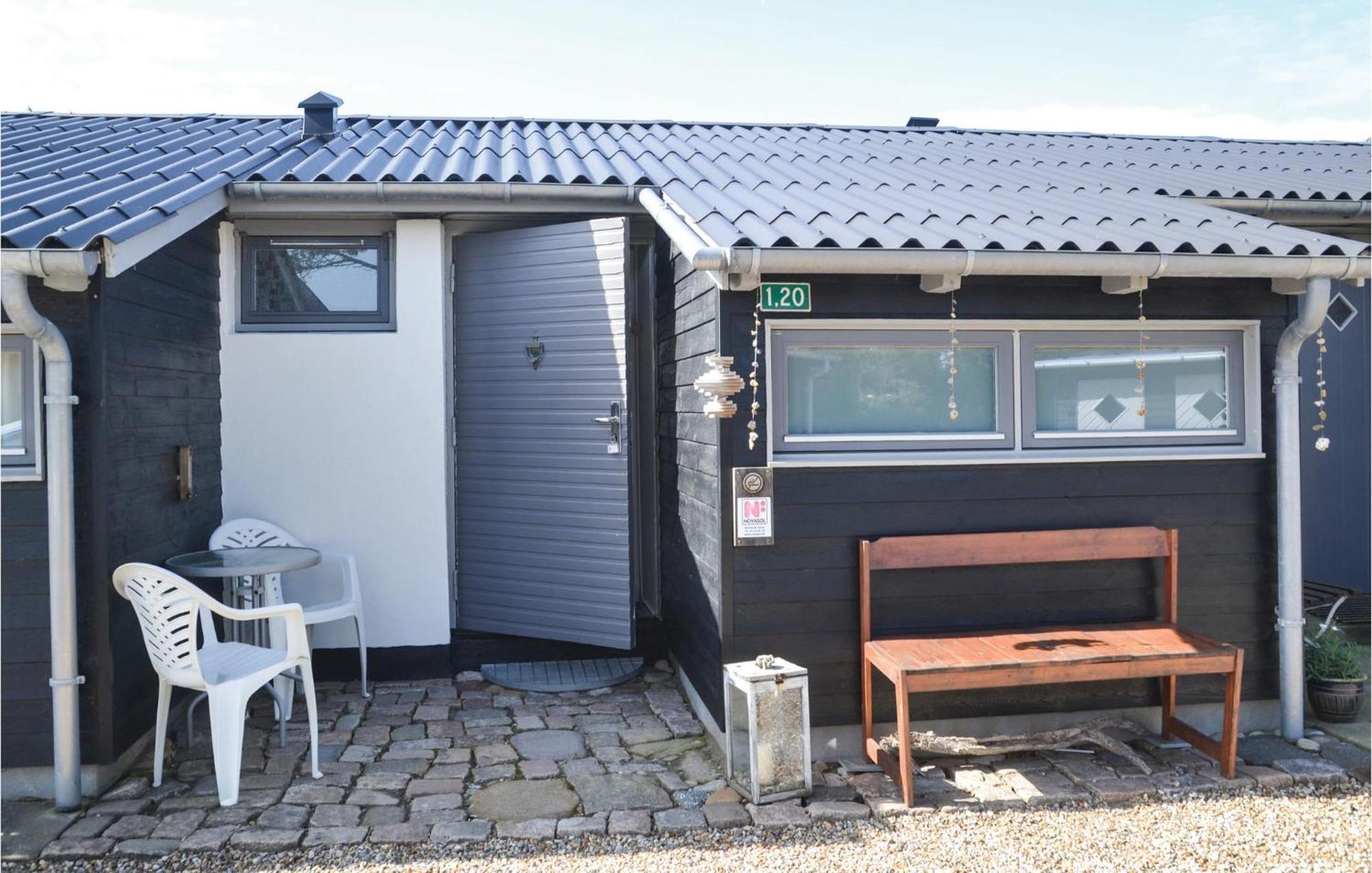 Beautiful Apartment In Vejers Strand With Wifi Exterior foto